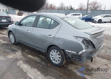 2013 Nissan Versa 1.6 Sv z USA, uszkodzony, nr VIN 3N1CN7APXDL881868